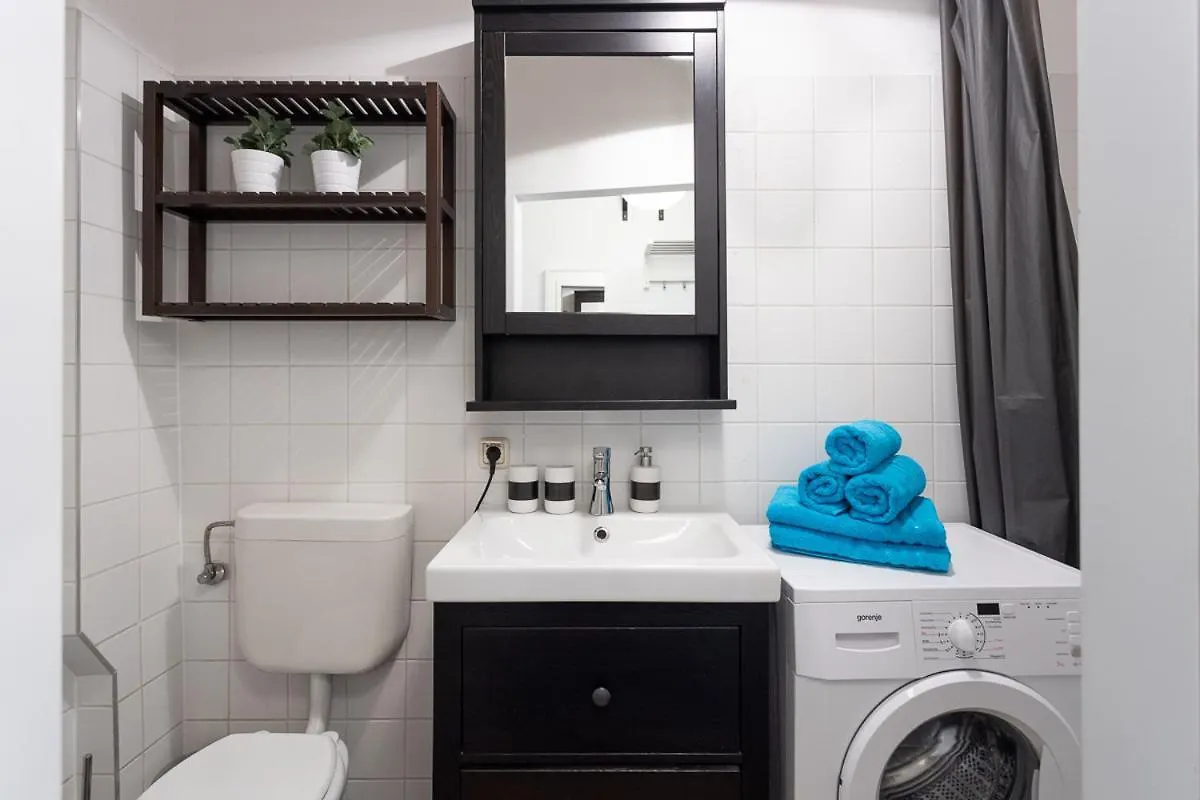 New Shalalaliving Vienna - Cosy Home Meidlinger Markt Kg12 0*,  Austria